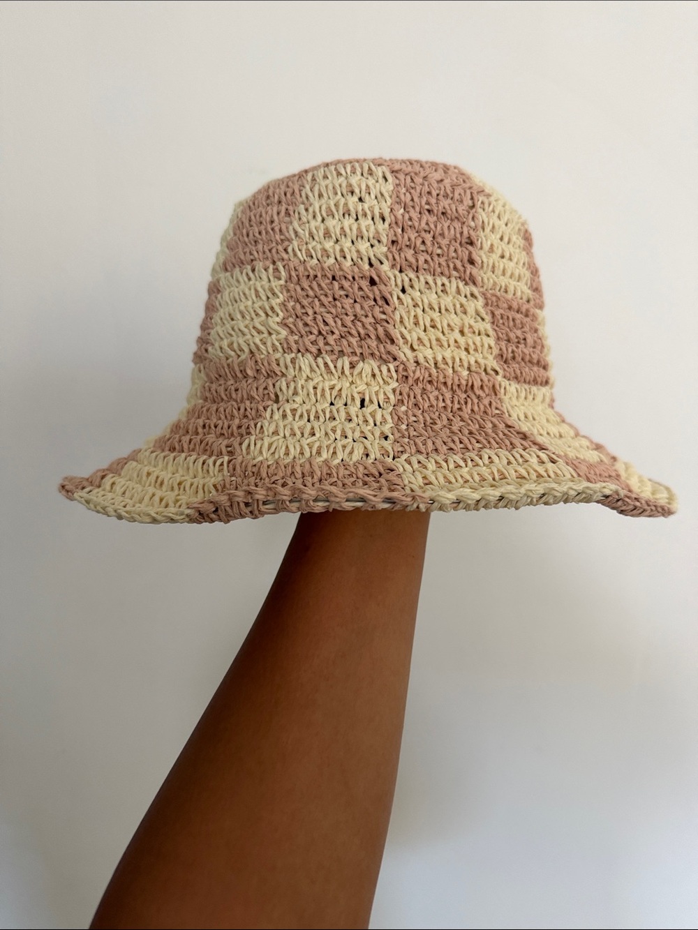 Wyeth Crochet Bucket Hat in Pink & Cream